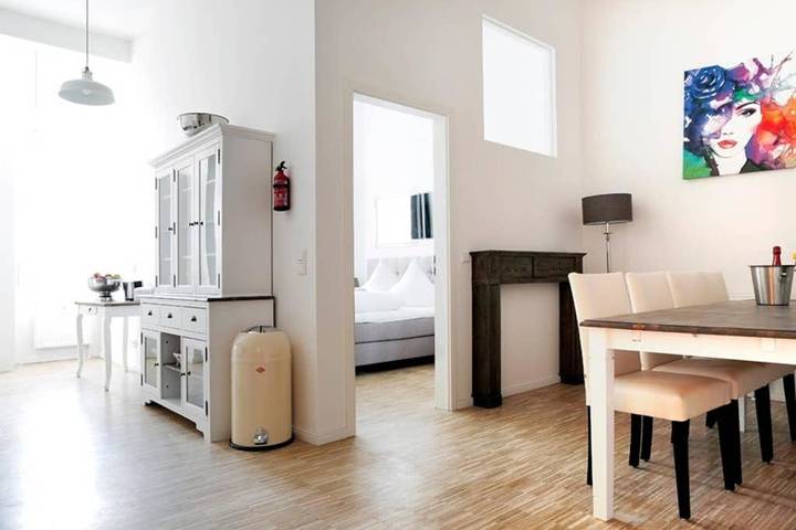 Ferienwohnung für 8 Personen, mit Terrasse und Ausblick in Charlottenburg Berlin - 2