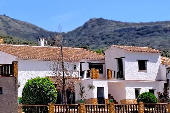Casa rural para 3 personas, con balcón y piscina - 1
