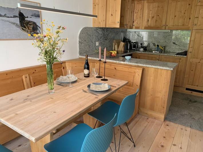 Ganze Wohnung, Chesa Genziana in Madulain, Sankt Moritz