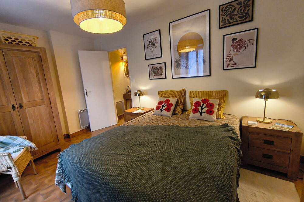 Entire apartment, Apartment in the heart of Marvejols in Marvejols, Mende region