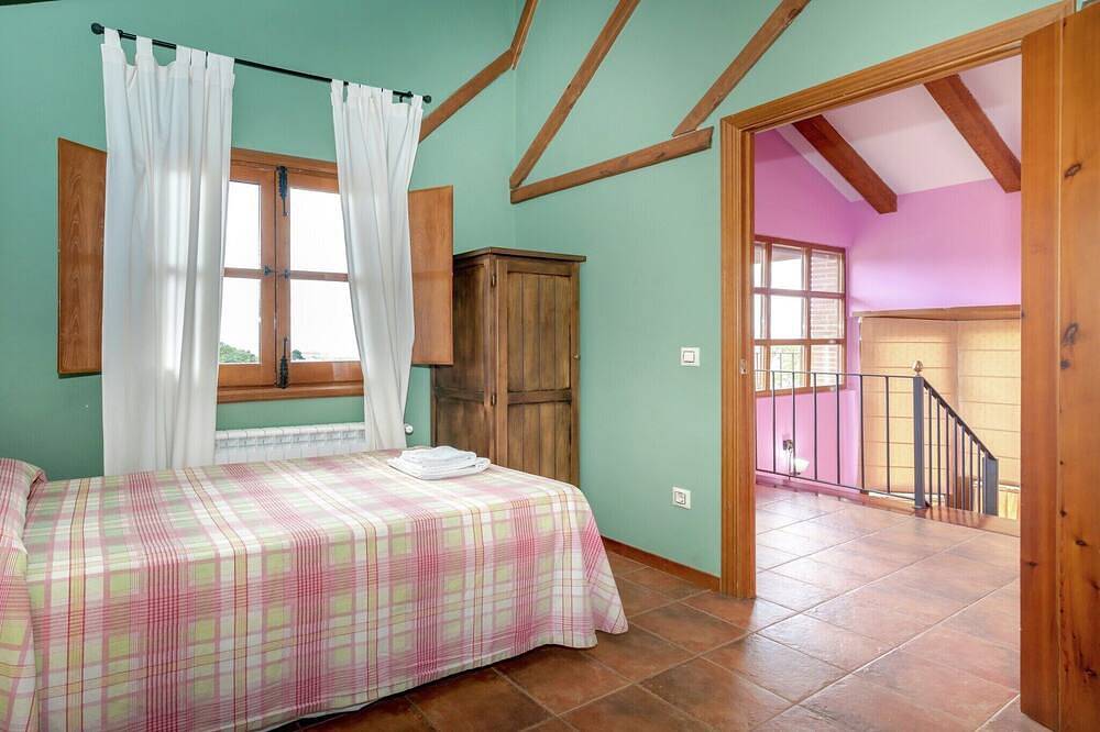 Rural Holiday Home in Casas Del Monte in Casas del Monte, Cáceres Region