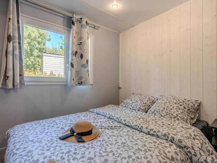 Location de vacances pour 4 personnes, avec Terrasse ainsi que Jardin et Piscine à Laudun-l'Ardoise - 3