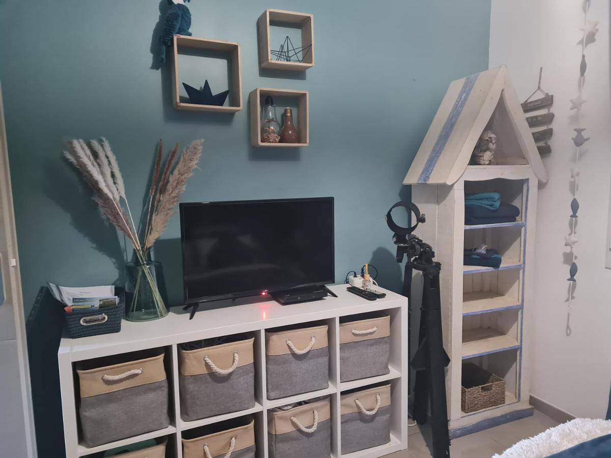 Appartement de vacances entier, Chambre bleu avec piscine in Gargas, Parc naturel régional du Luberon