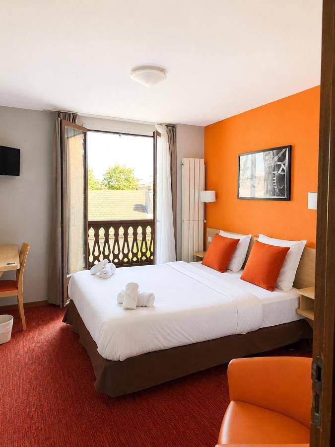Hotel para 2 personas, con terraza y jardín - 1