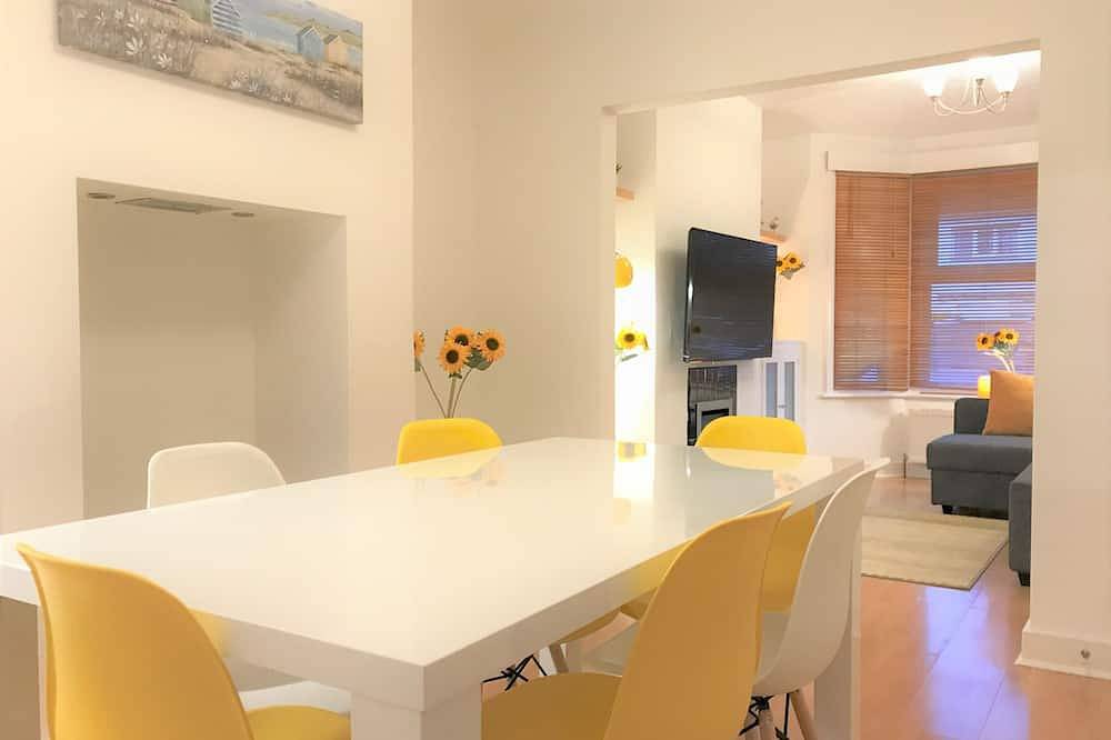 Apartamento entero, Apartamento-Baño Privado-Patio in Worthing, Sussex Occidental