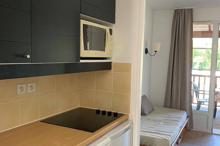 Gîte pour 5 personnes, avec terrasse ainsi que jardin et jacuzzi à Monflanquin - 3