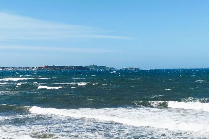 Gîte pour 2 personnes, adapté aux familles à Six-Fours-les-Plages - 3