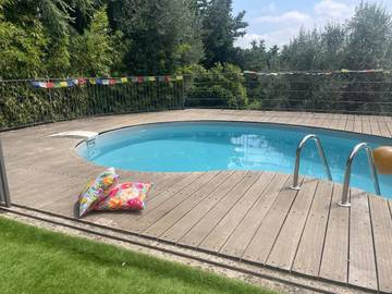 Maison d’hôte pour 3 personnes, avec terrasse et vue ainsi que jardin et piscine à Grasse