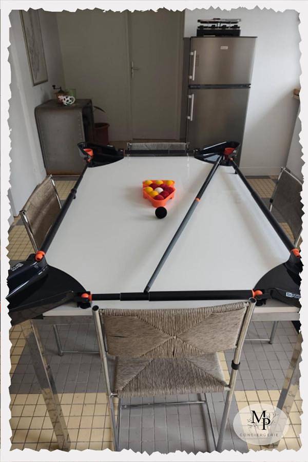 Gîte pour 3 personnes, avec terrasse et vue à La Ferté-Saint-Cyr - 4