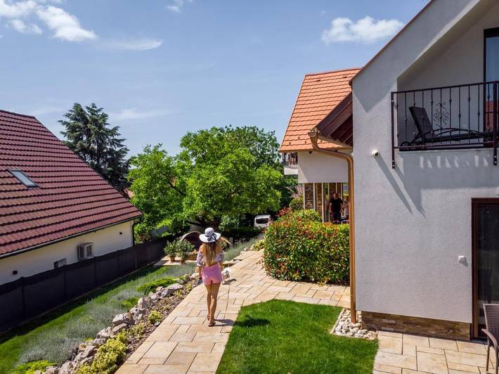 Ferienwohnung für 2 Personen, mit Terrasse und Garten sowie Sauna