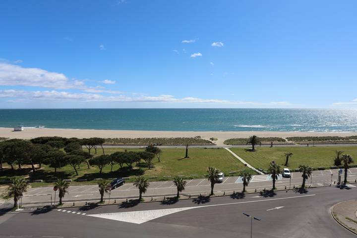 Appartement de vacances pour 4 personnes, avec terrasse et vue sur l’océan dans Saint-Cyprien-Plage