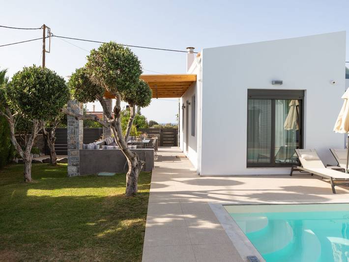 Location de vacances pour 5 personnes, avec piscine et jardin dans Gouves - 2