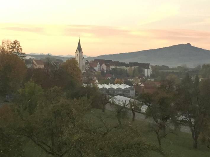 Ferienhaus für 2 Personen, mit Terrasse und Garten sowie Ausblick in Engen - 2