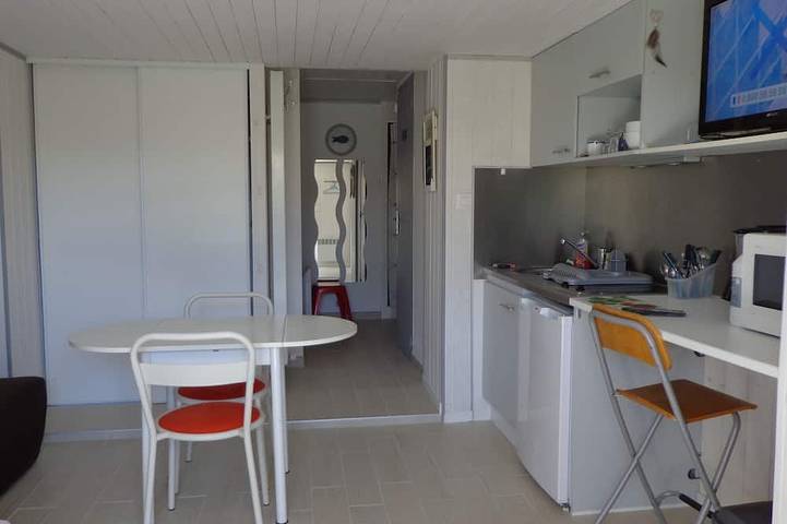 Apartamento entero, Studio 20 m² garden level in Challans, Valle del Loira