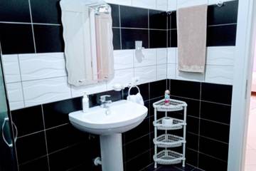 Appartamento per 6 Persone in Valona, Foto 4