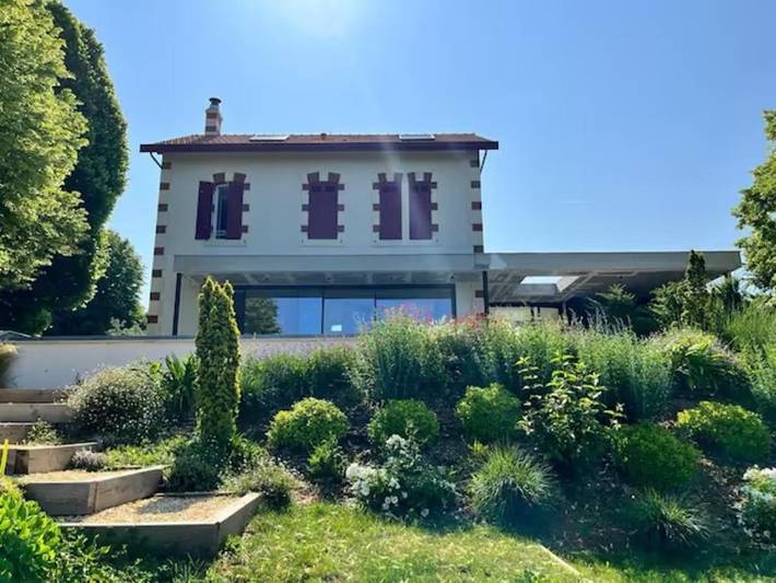 Chambre d’hôte pour 2 personnes, avec Terrasse et Jardin ainsi que Bassin pour enfant et Piscine à Saint-Thomas-de-Conac