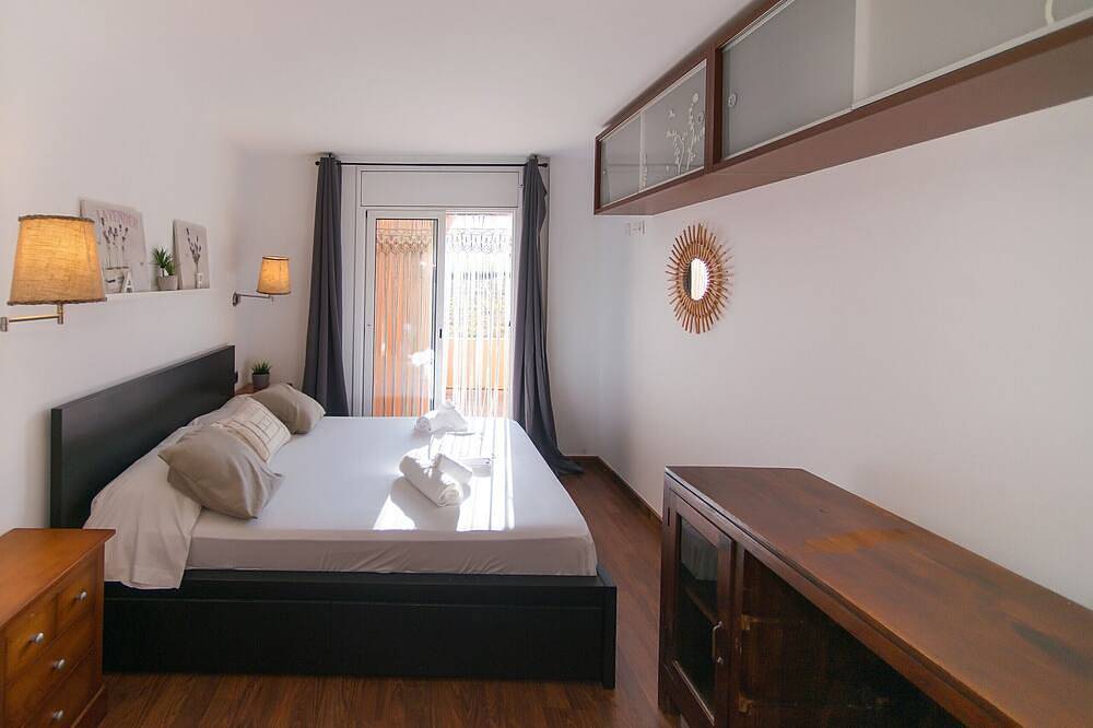 Appartement entier, Welcs Apartamento 200 Pda Con Terraza Y Piscina in Palafrugell, Costa Brava
