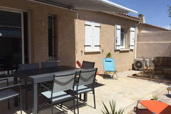 Villa für 6 Personen, mit Garten und Terrasse - 1