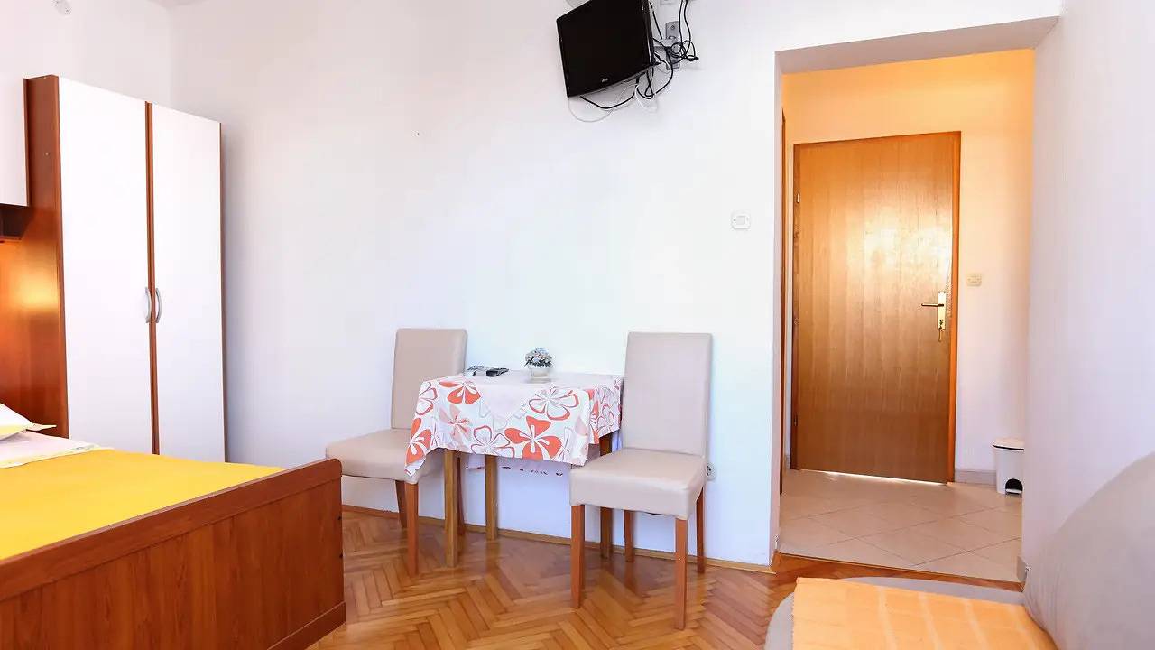 Całe studio, Studio für 3 Personen (18 m²) in Promajna in Promajna, Riwiera Makarska