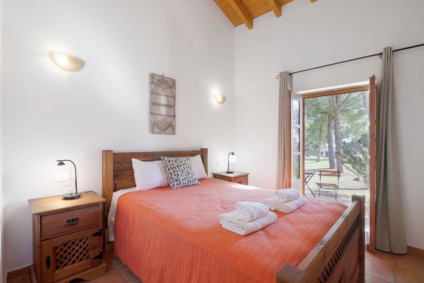 Landhuis Vale do Asno – Kamer 'Quarto 3' met gedeeld zwembad, wifi en airco in Altura, Parque Natural da Ria Formosa