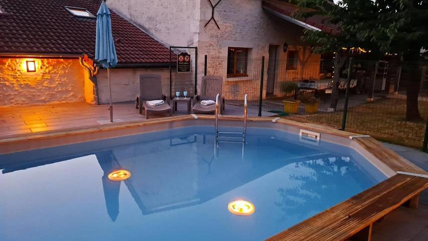 Location de vacances pour 4 personnes, avec vue ainsi que jardin et piscine, animaux acceptés à Chaveignes - 4