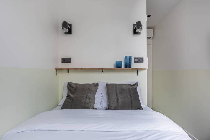 Ganze Wohnung, Hedonist House - Design Architect Flat - 15min. from Paris center in Gentilly, Val-de-Marne