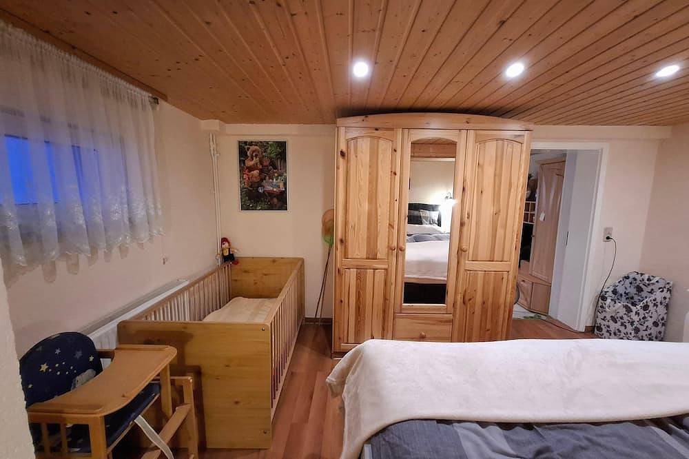 Ganze Wohnung, Ferienwohnung Haus am Wald in Wienrode, Blankenburg