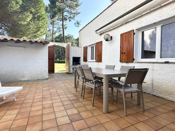 Holiday Rental for 6 People in La Palmyre, Les Mathes, Photo 1