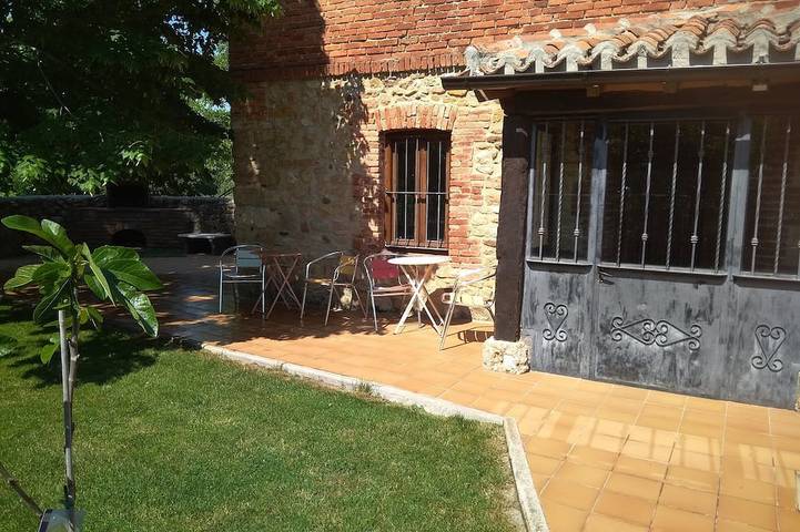 Cottage for 8 people, with garden - 1