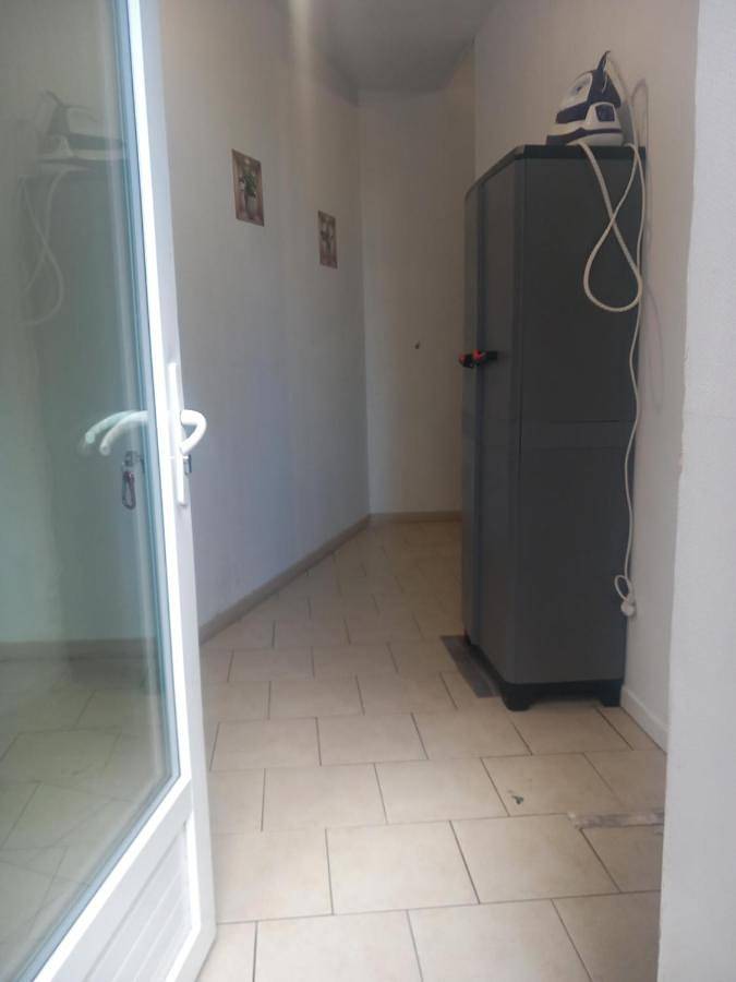 Appartement entier, Appartement grand T2 in Mussidan, Périgord Blanc