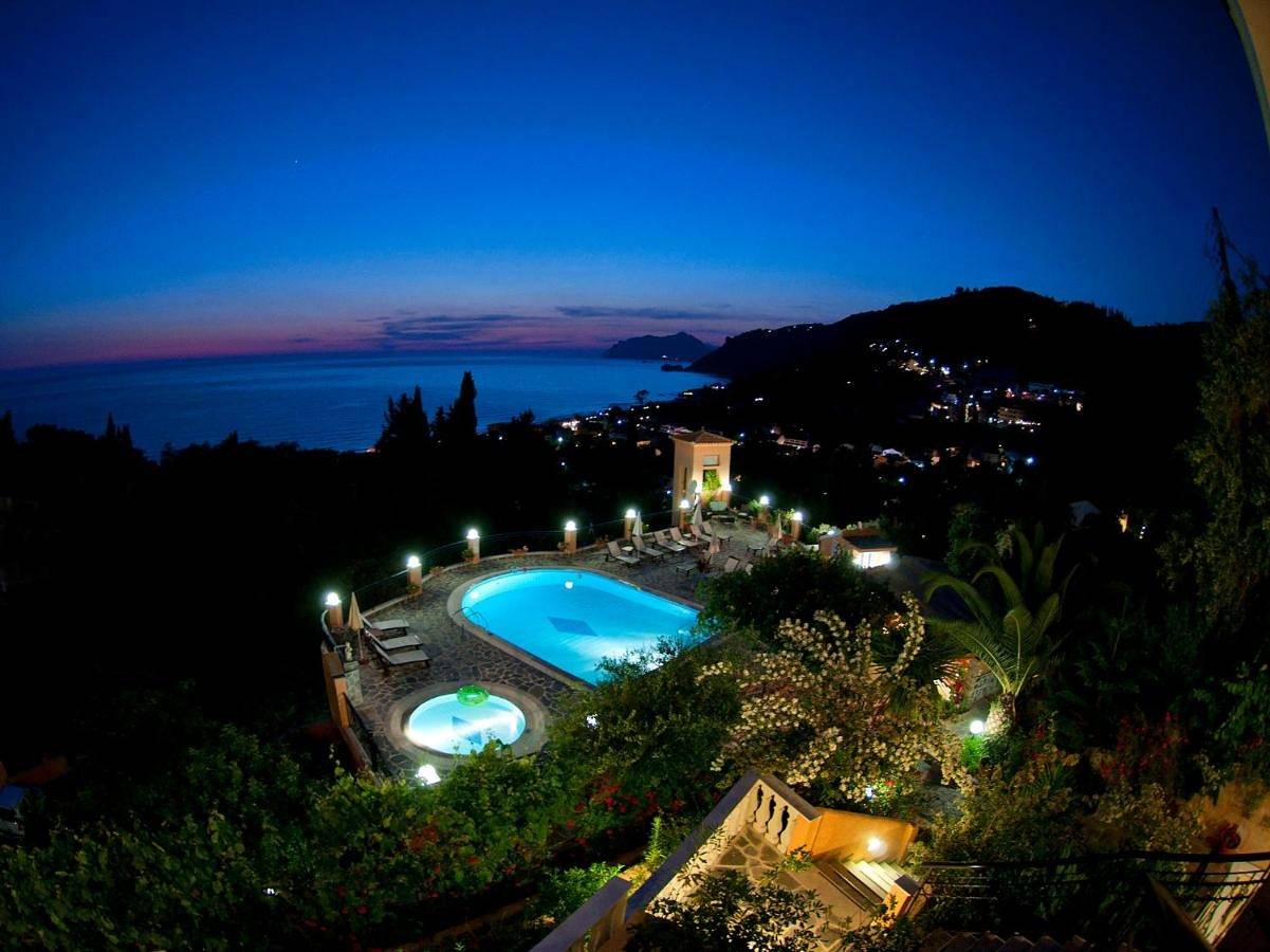 Dina's Paradise in Agios Gordios, Corfú