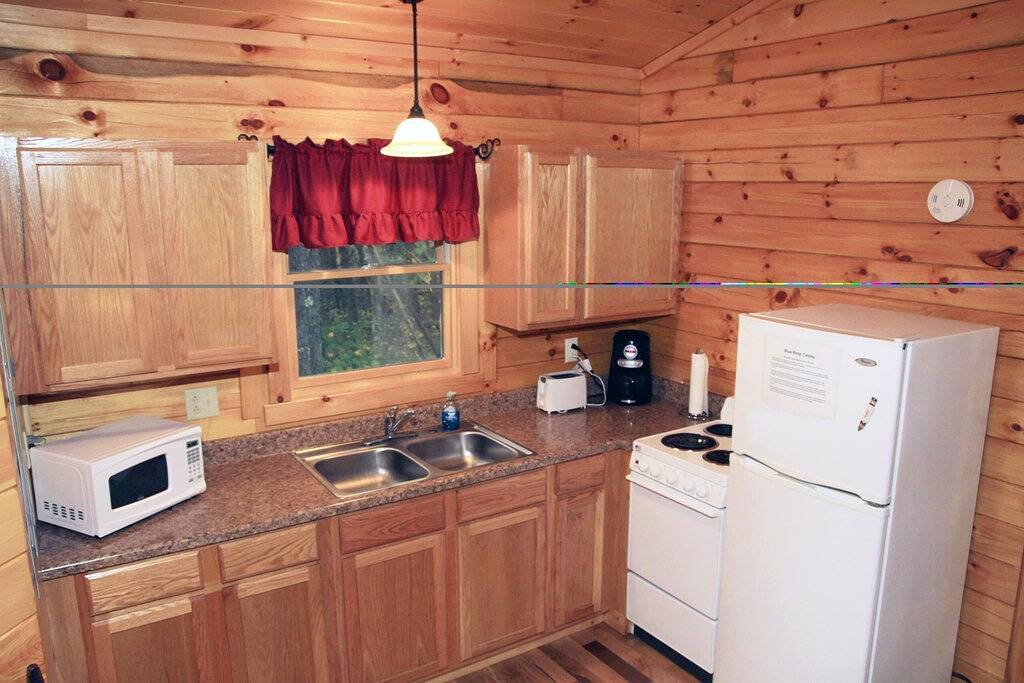 Kabine-Eigenes Badezimmer-Standard-Treetops Cabin in Hocking Hills