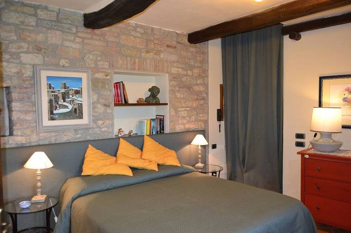 Location de vacances pour 3 personnes, avec jardin et balcon à Corciano - 2