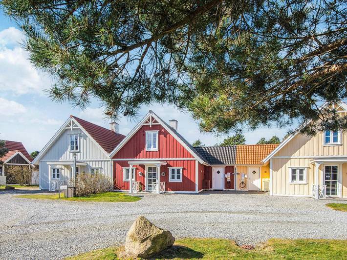 Ferieudlejning for 6 personer, med sauna og jacuzzi samt terrasse, børnevenlig i Blåvand