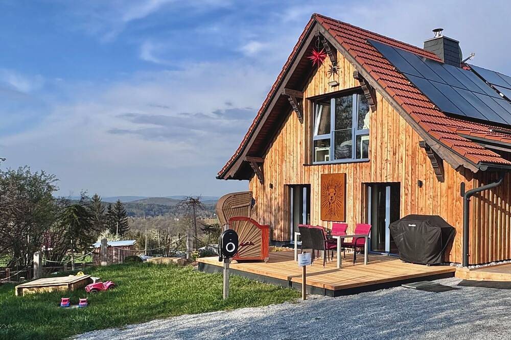 Ganze Wohnung, Top moderne Fewo-Alpakahof zum Himmelreich, Terrasse, Parkplatz, Traumhafte Lage in Bad Gottleuba-Berggießhübel, Elbsandsteingebirge