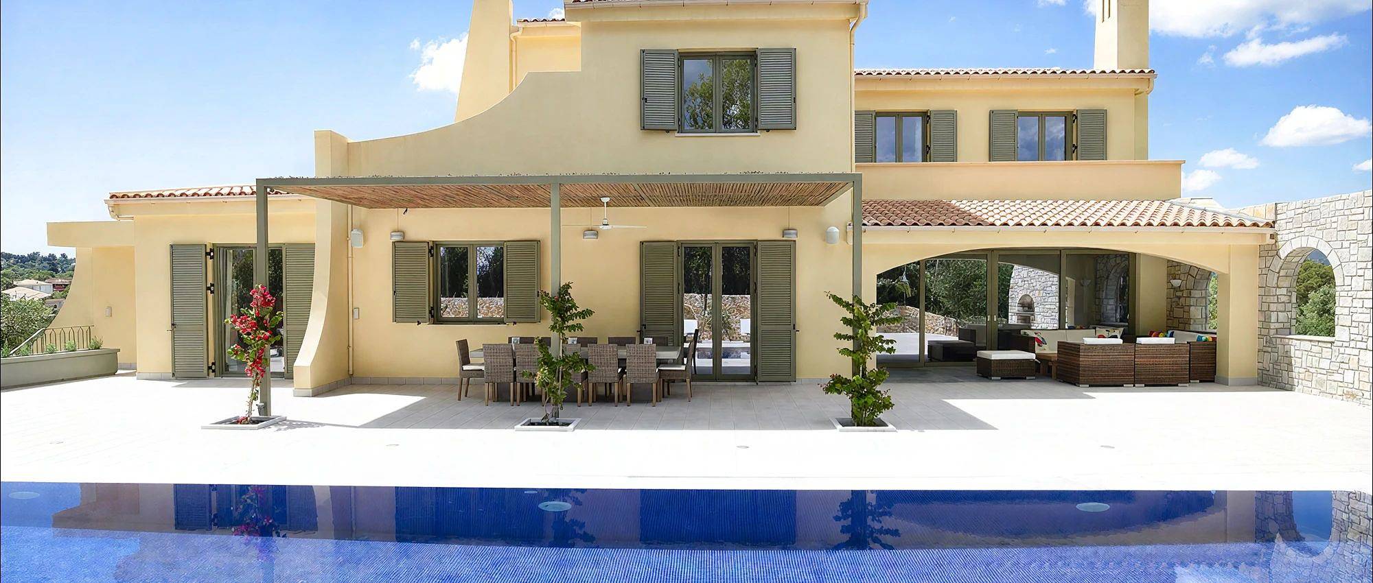 Villa für 12 Personen mit Pool in Gouvia, Korfu