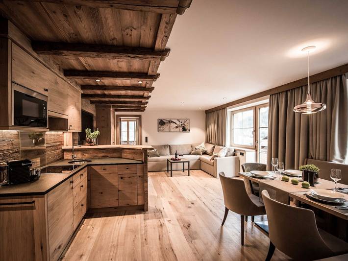 Ferienwohnung für 3 Personen, mit Balkon in Holzgau