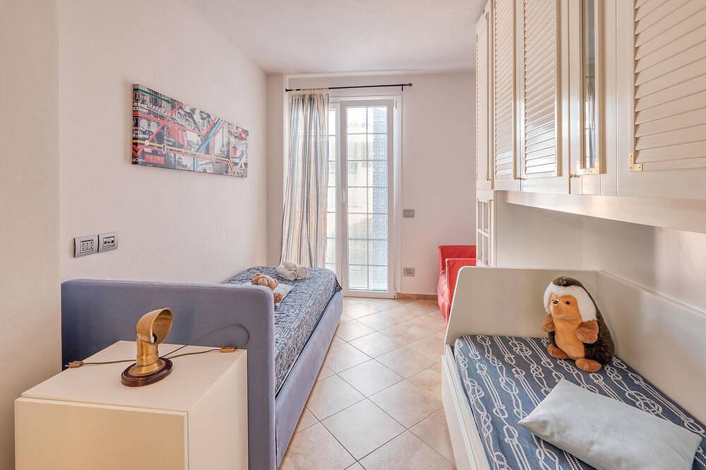 Entire apartment, Cozy apartment in imperia (im) in Porto Maurizio, Imperia