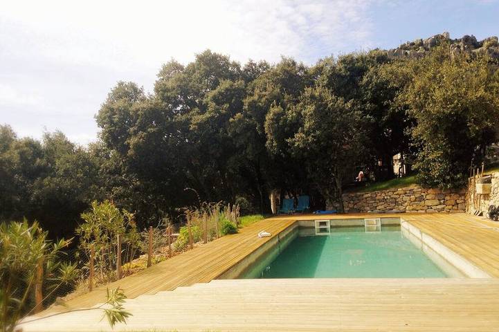 Gîte pour 15 personnes, avec Jardin et Piscine à Corconne - 4