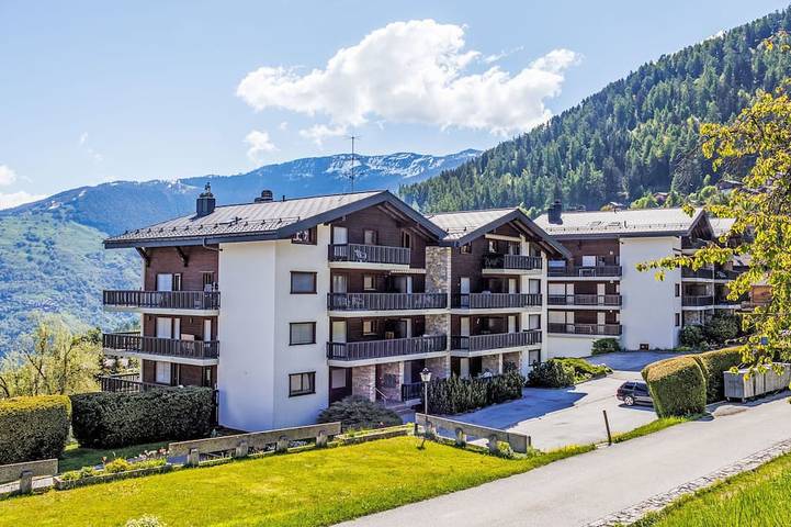Ferienwohnung für 2 Personen, mit Balkon und Pool sowie Sauna in Haute Nendaz