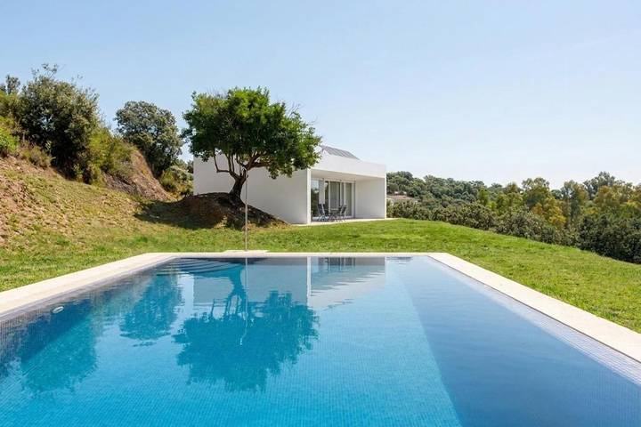 Chalet para 11 personas, con jardín y vistas además de piscina y vistas al lago - 1
