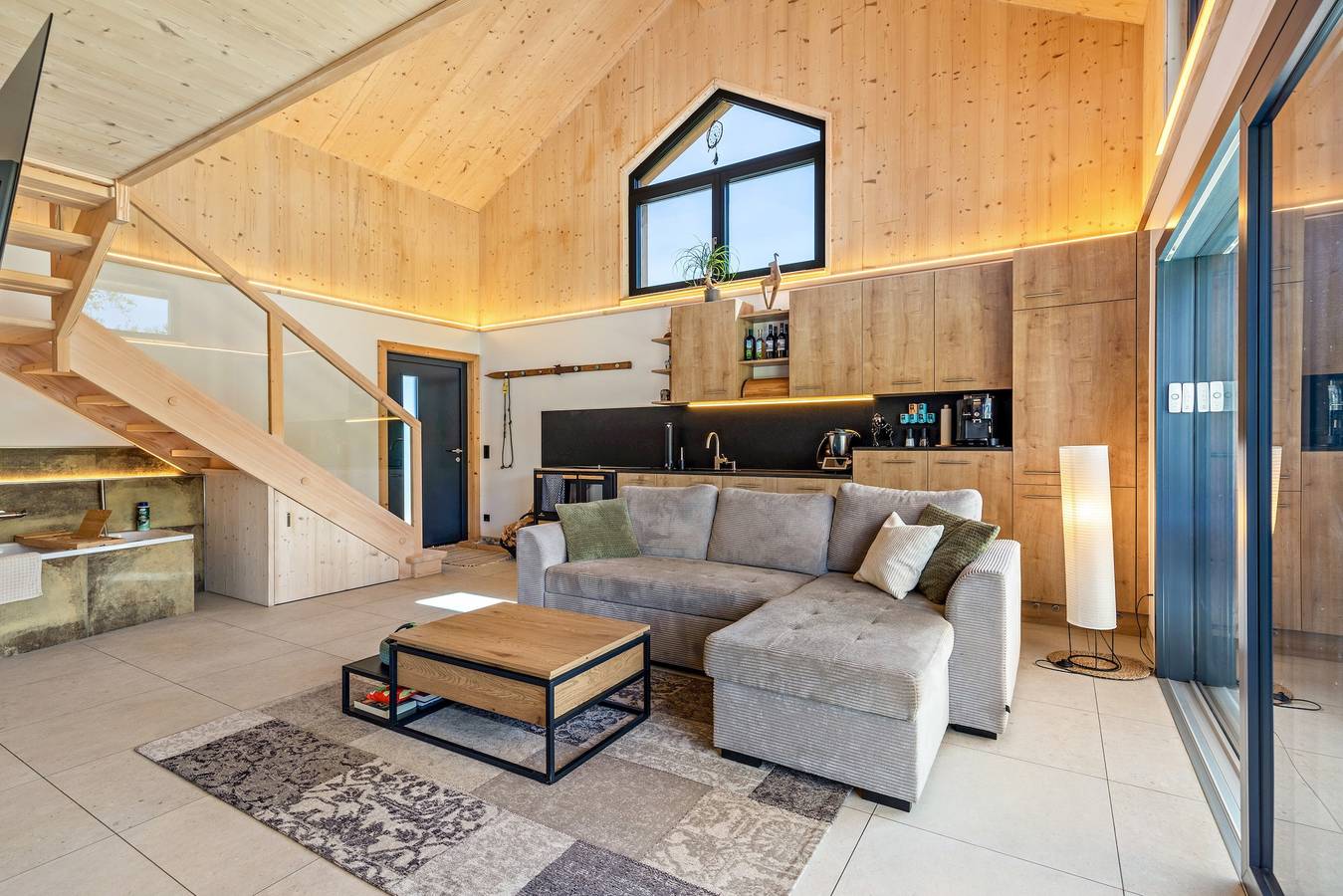 Ganze Ferienwohnung, Tiny House mit privater Terrasse, eigenem Garten und Wlan in Braunau am Inn