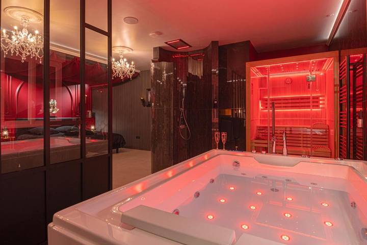 Appartement de vacances pour 2 personnes, avec jacuzzi ainsi que balcon et sauna