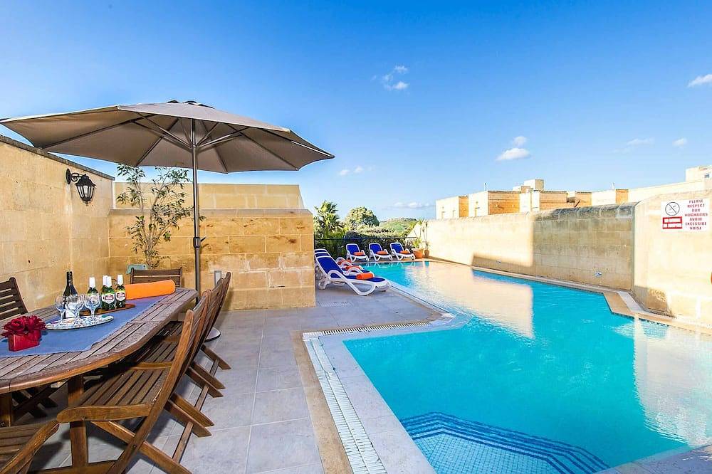 Villa for 9 People in Kercem, Gozo