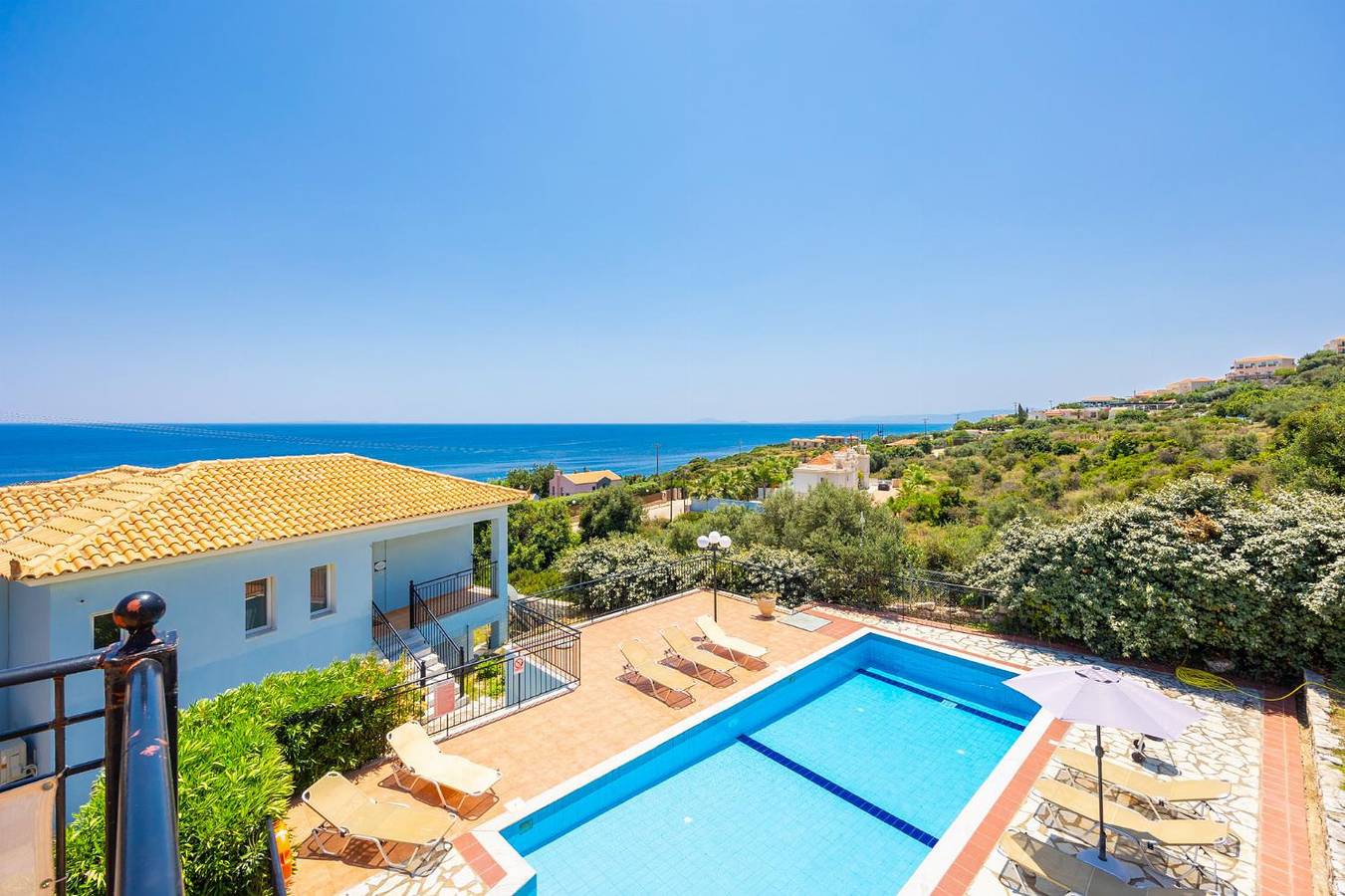 Villa für 8 Personen mit Balkon in Skala, Kefalonia