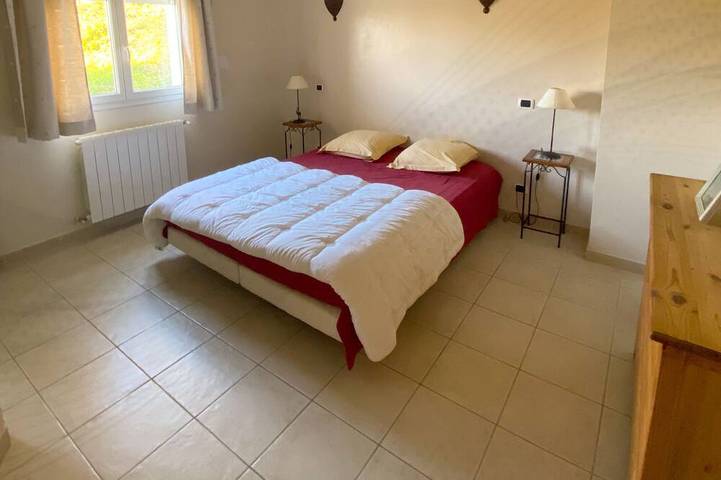 Location de vacances pour 7 personnes, avec jardin et terrasse à Mons (Gard) - 2