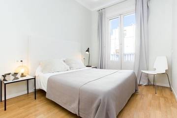 Appartamento per 6 Persone in Ciutat Vella, Barcellona, Foto 2
