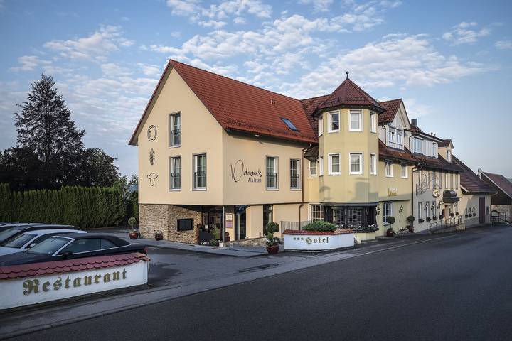 Hotel, mit Garten in der Stuttgart Region - 2