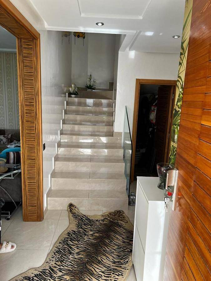 Location de vacances pour 12 personnes, avec terrasse ainsi que piscine et vue, animaux acceptés dans Sidi Rahal - 4