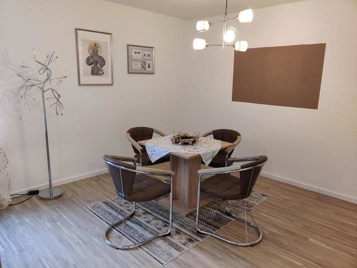 Ferienwohnung für 4 Personen, mit Ausblick, kinderfreundlich in Wiesbaden